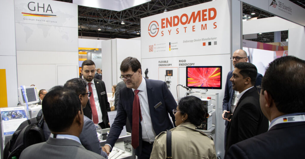EndoMed MEDICA 2025 Messestand mit Endoskopie-Systemen in Düsseldorf